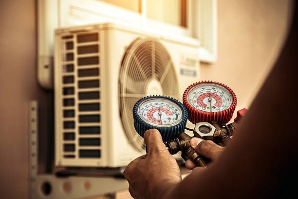 Professional Hvac Repair technician working in Liberty Hill, TX